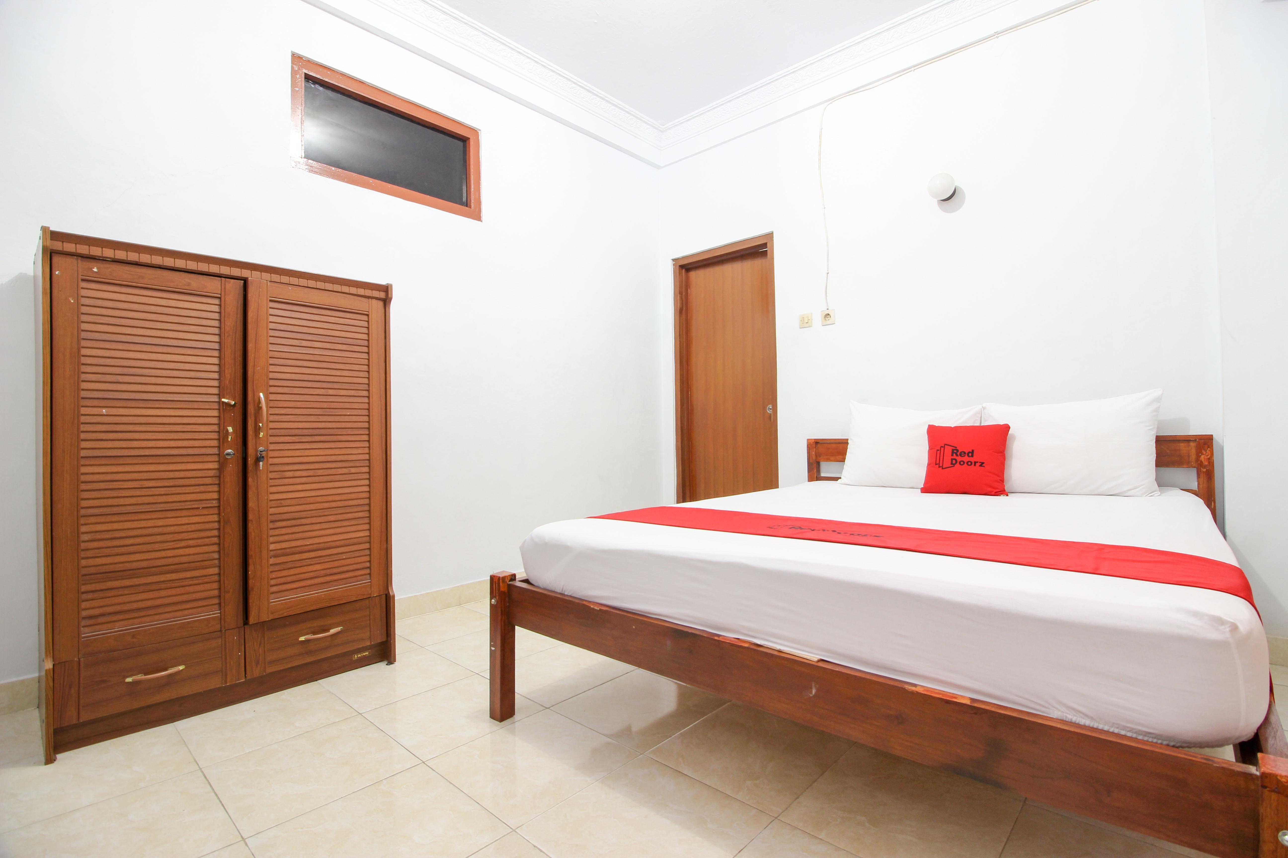 Reddoorz Near Alun Alun Selatan Guest house Yogyakarta