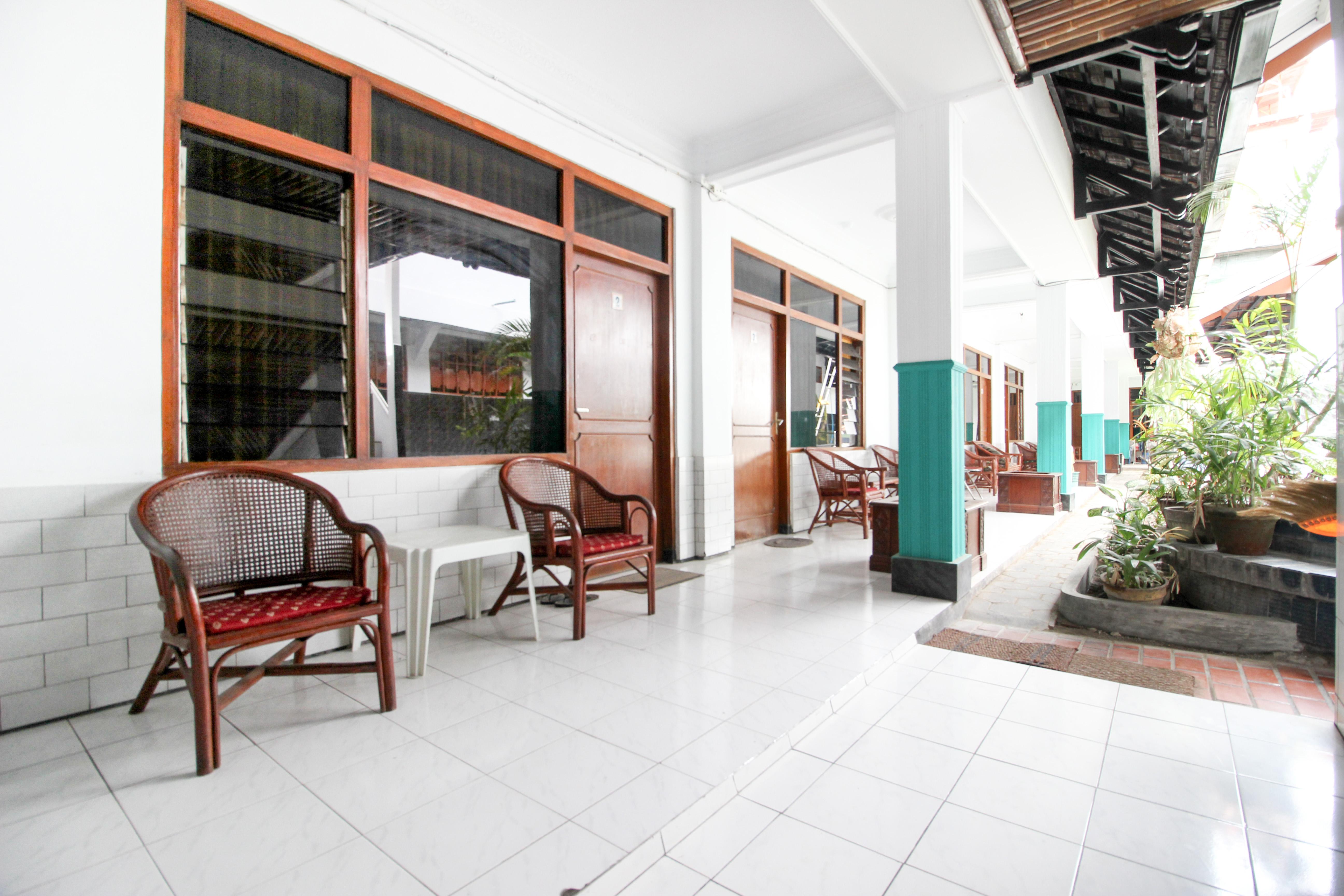Reddoorz Near Alun Alun Selatan 3*