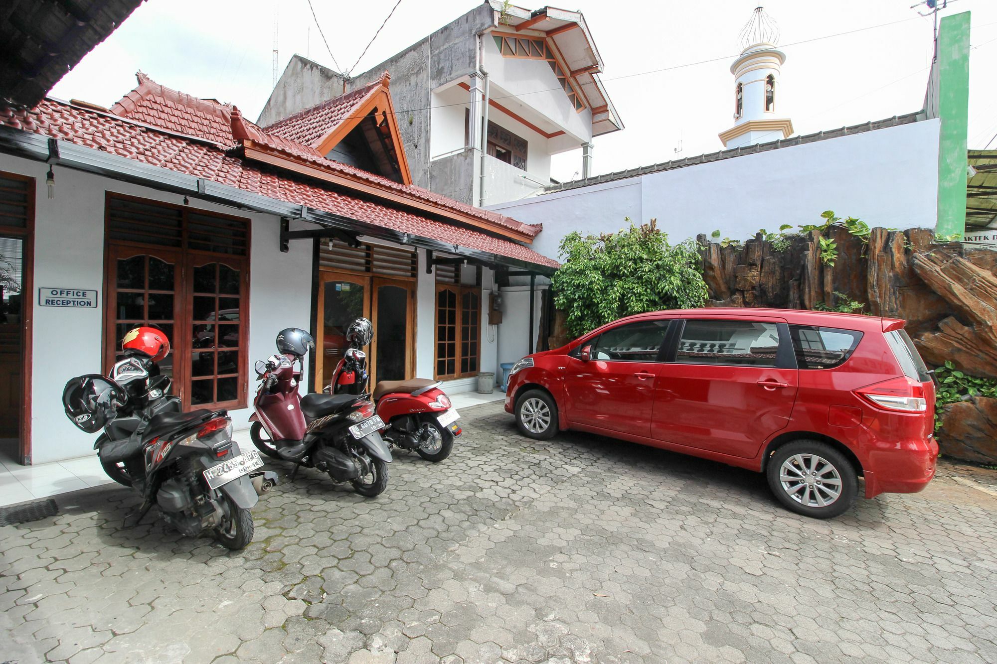 Guest house Reddoorz Near Alun Alun Selatan Yogyakarta